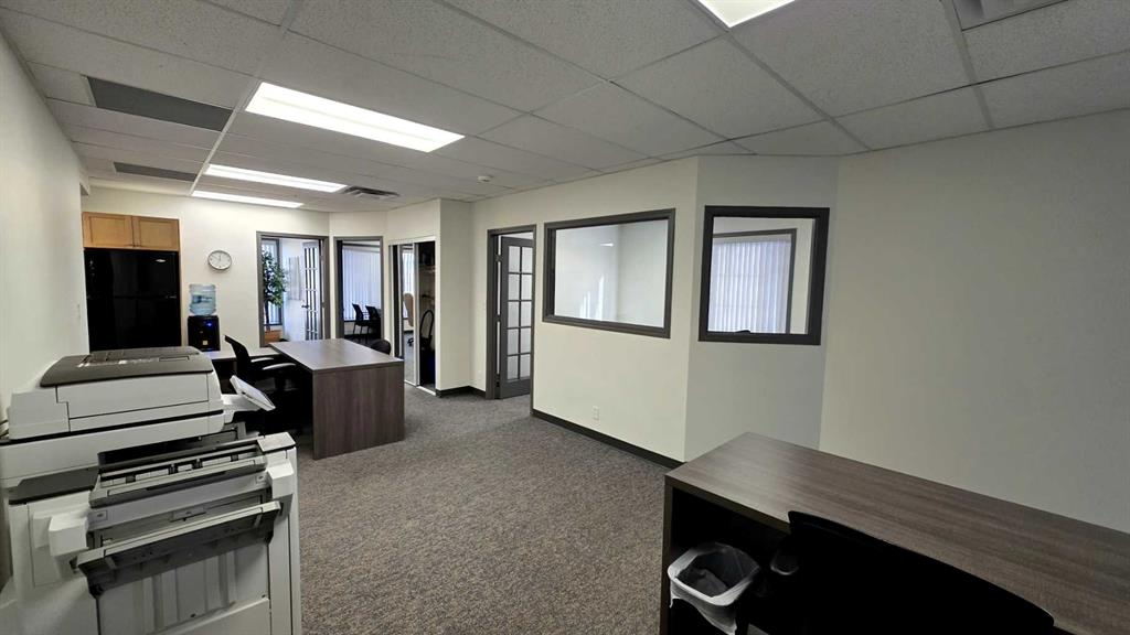 225-5114 58 Street, Red Deer, Alberta, T4N 2L8 (107111555)