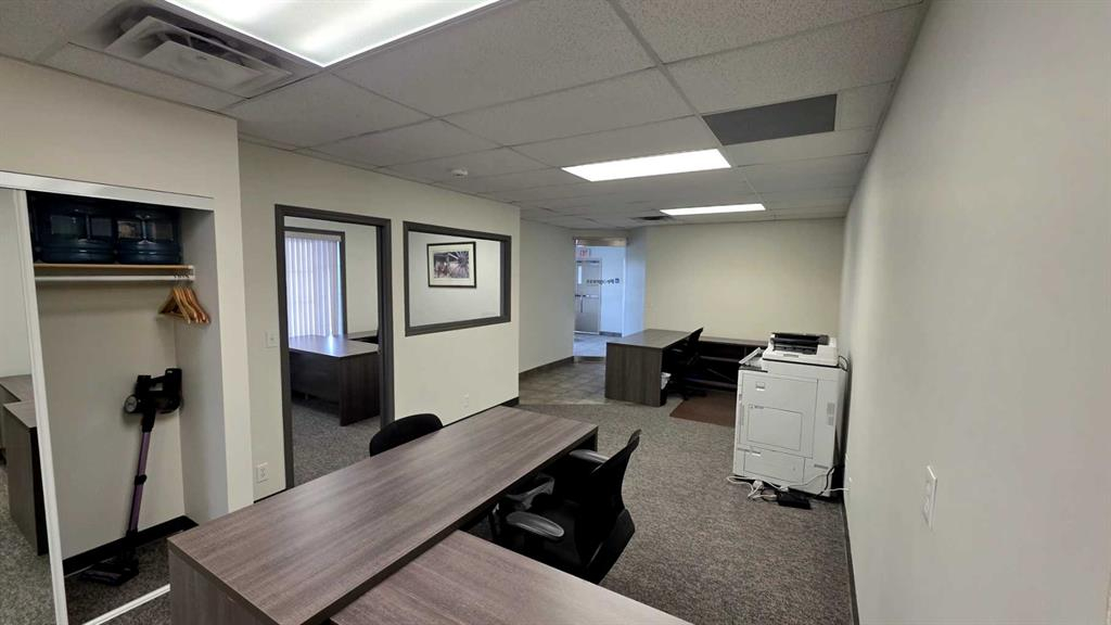 225-5114 58 Street, Red Deer, Alberta, T4N 2L8 (107111555)