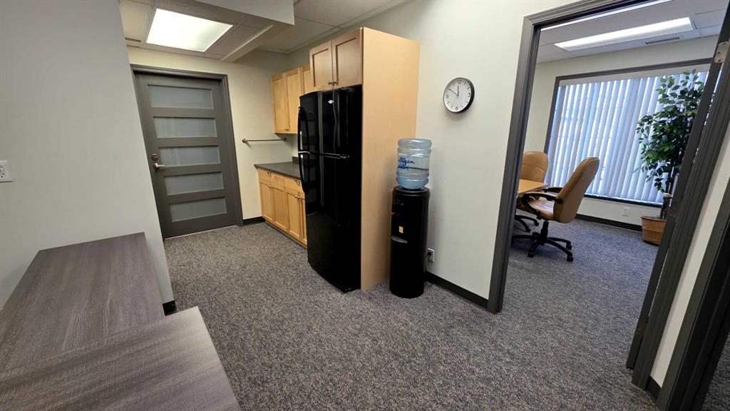 225-5114 58 Street, Red Deer, Alberta, T4N 2L8 (107111555)