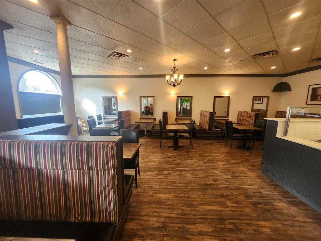 4914 52 Street, Red Deer, Alberta, T4N 4B4 (107120632)