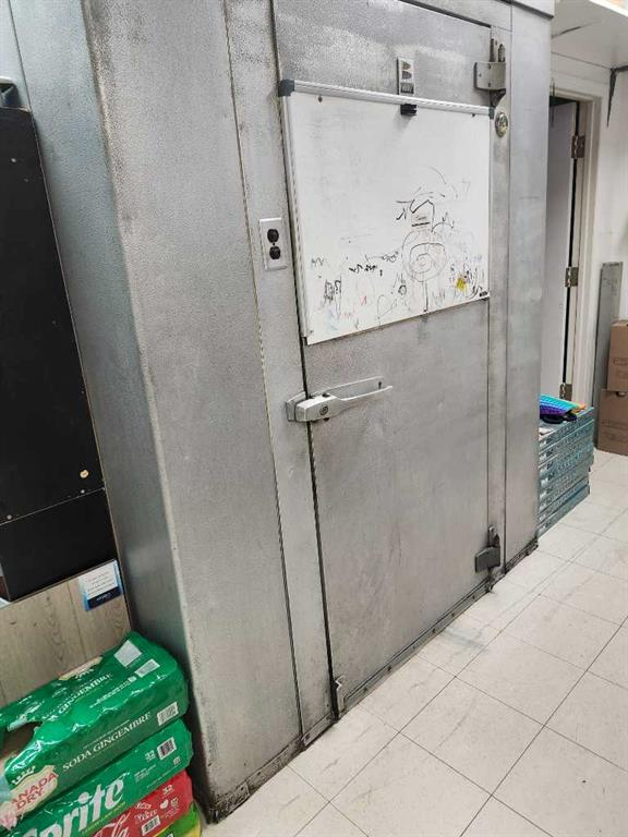 4914 52 Street, Red Deer, Alberta, T4N 4B4 (107120632)