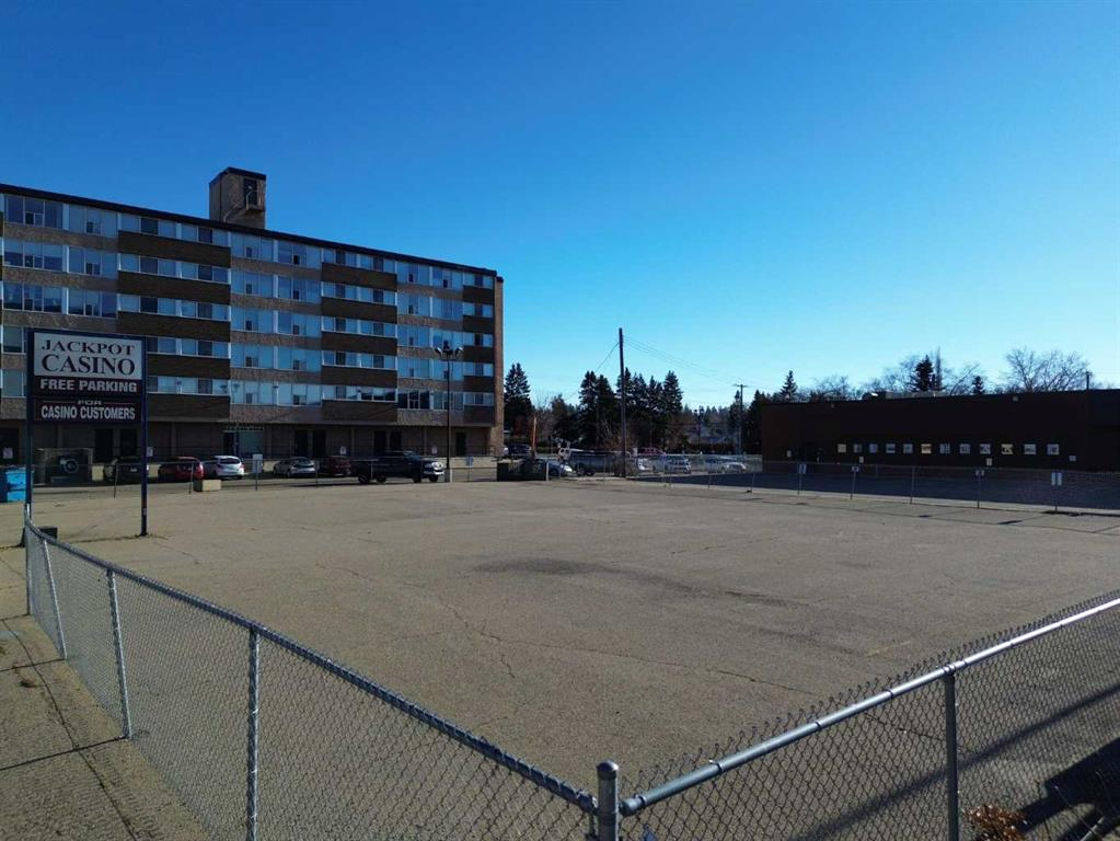 4717 49 Street, Red Deer, Alberta, T4N 6B9 (107183469)