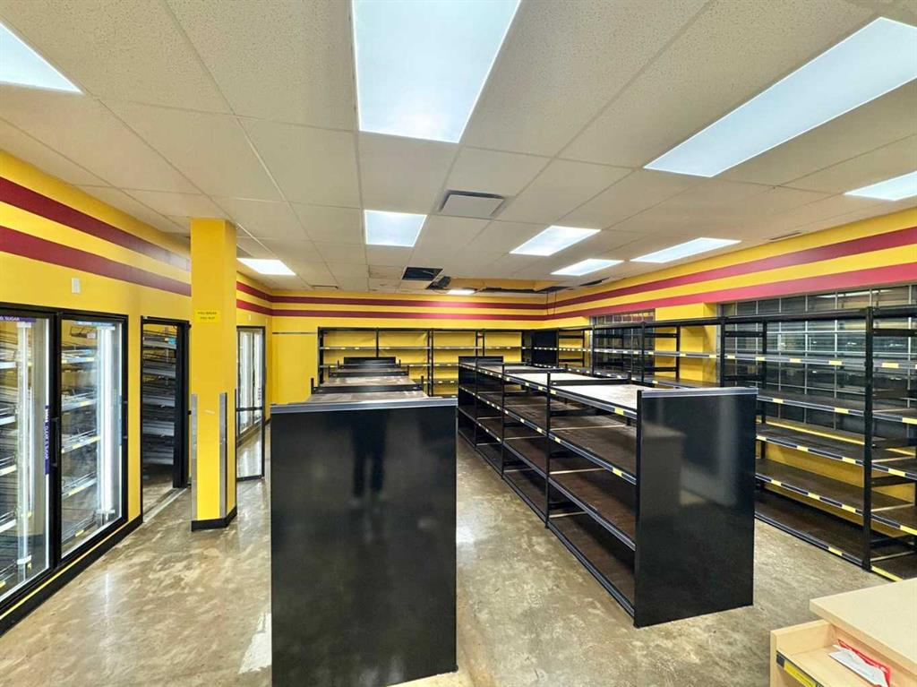 4617 50 Avenue, Red Deer, Alberta, T4N 3Z9 (107183906)