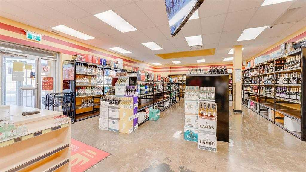 4617 50 Avenue, Red Deer, Alberta, T4N 3Z9 (107183906)