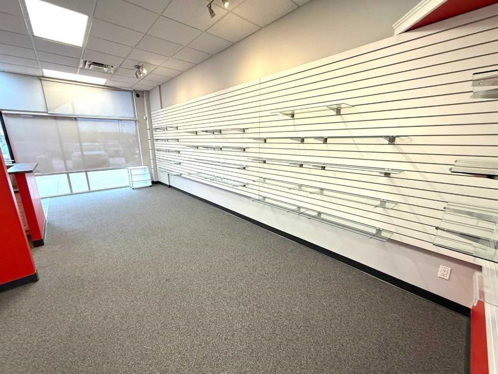 A105-5212 48 Street, Red Deer, Alberta, T4N 7C3 (107199270)