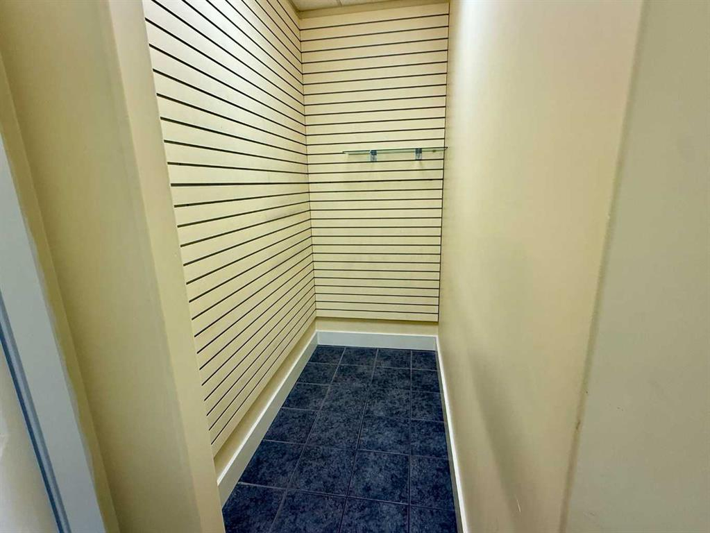 A105-5212 48 Street, Red Deer, Alberta, T4N 7C3 (107199270)