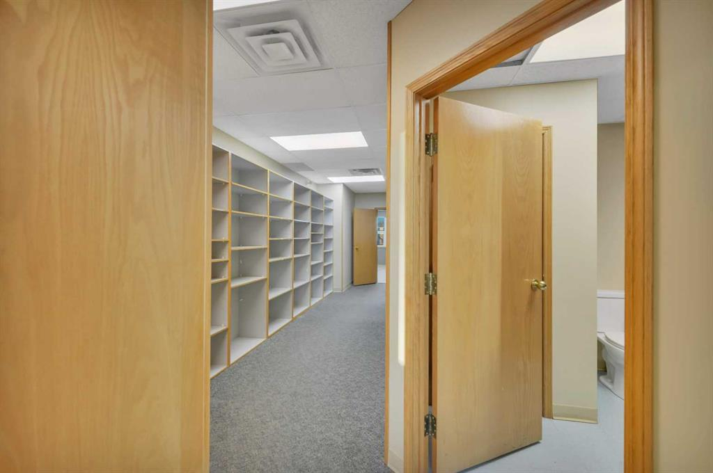 1-5116 52 Street, Red Deer, Alberta, T4N 6Y4 (107218494)