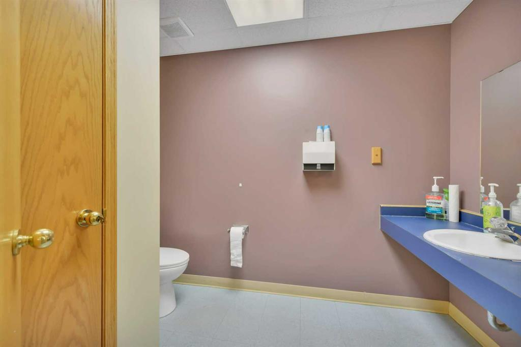 1-5116 52 Street, Red Deer, Alberta, T4N 6Y4 (107218494)