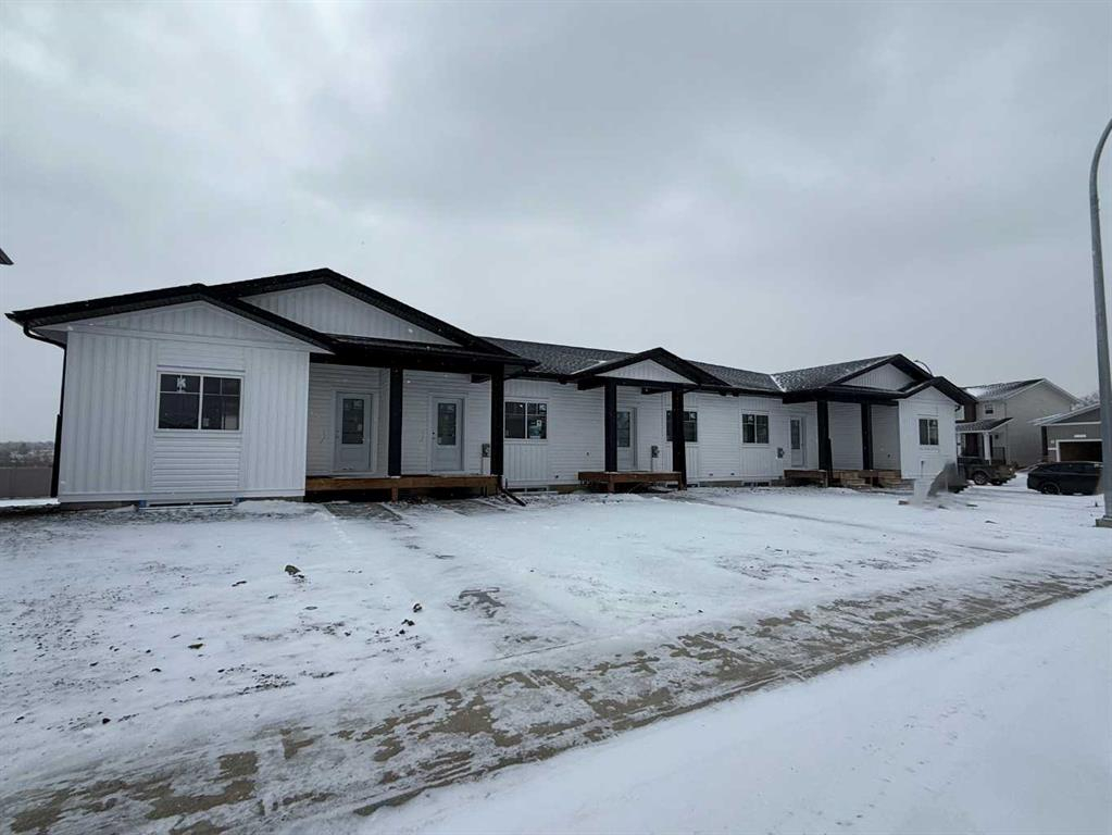 3-11 Gray, Sylvan Lake, Alberta, T4S0W4 (107322744)