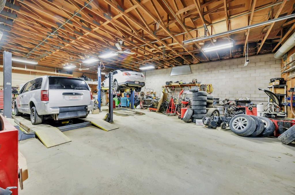 4727 60 Street, Red Deer, Alberta, T4N 2N8 (107335916)