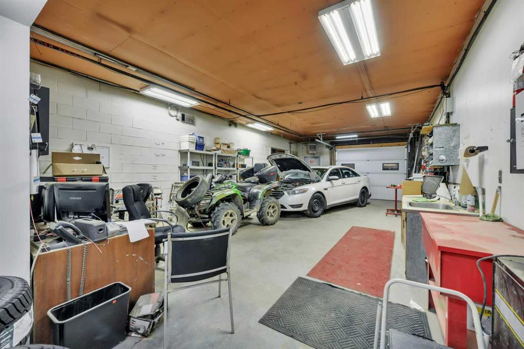 4727 60 Street, Red Deer, Alberta, T4N 2N8 (107335916)