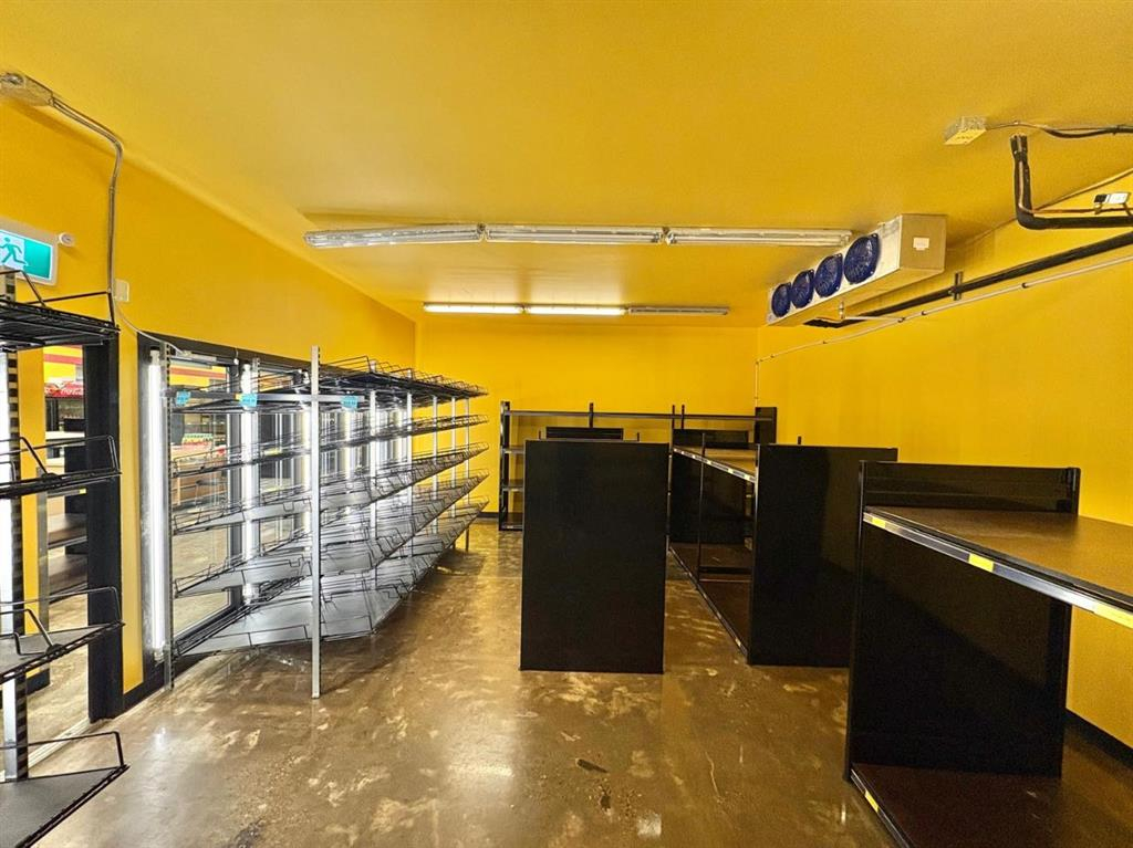 4617 50 Avenue, Red Deer, Alberta, T4N 3Z9 (107339473)