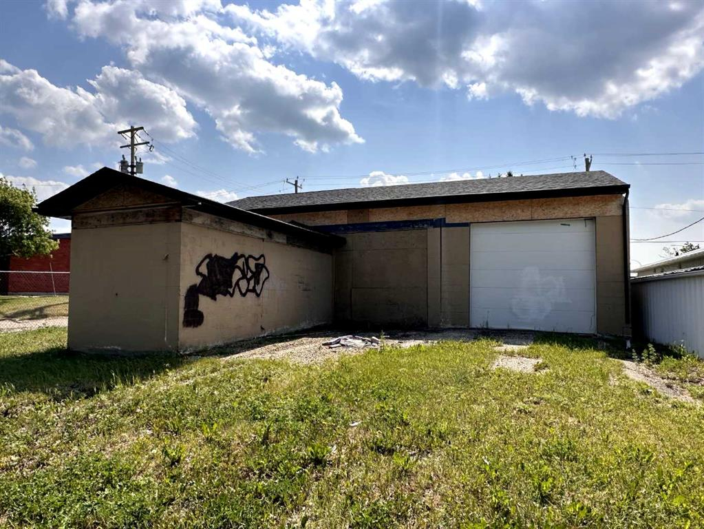 5120 49th Avenue, Innisfail, Alberta, T4G 1R1 (107350393)