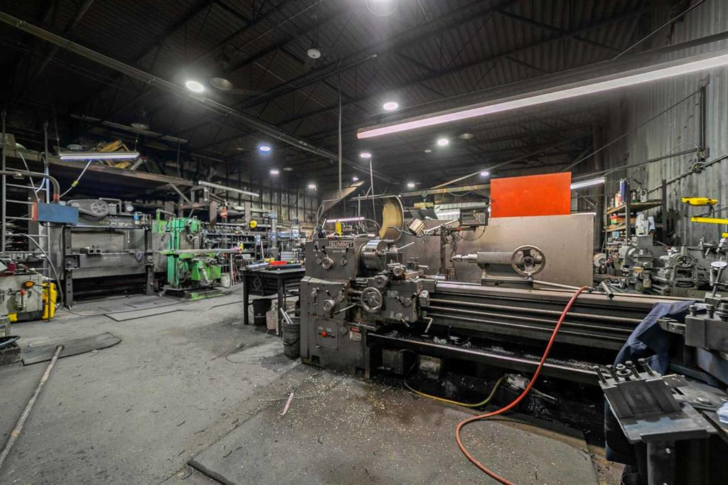 5013 48 Street, Camrose, Alberta, T4V1L9 (107398921)