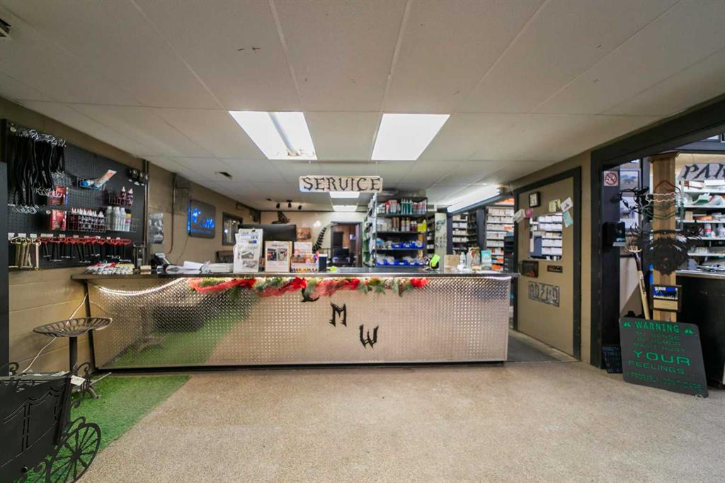 5013 48 Street, Camrose, Alberta, T4V1L9 (107398921)