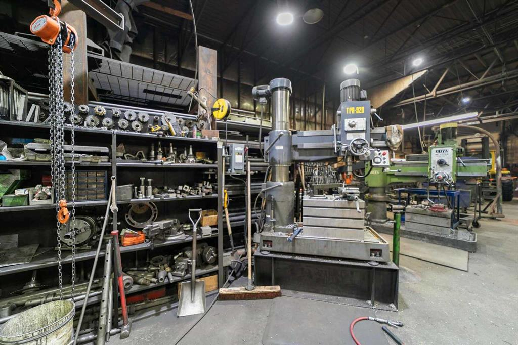 5013 48 Street, Camrose, Alberta, T4V1L9 (107398921)