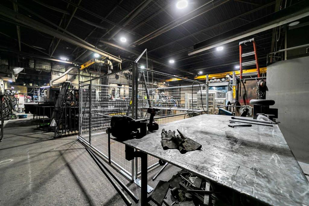 5013 48 Street, Camrose, Alberta, T4V1L9 (107398921)