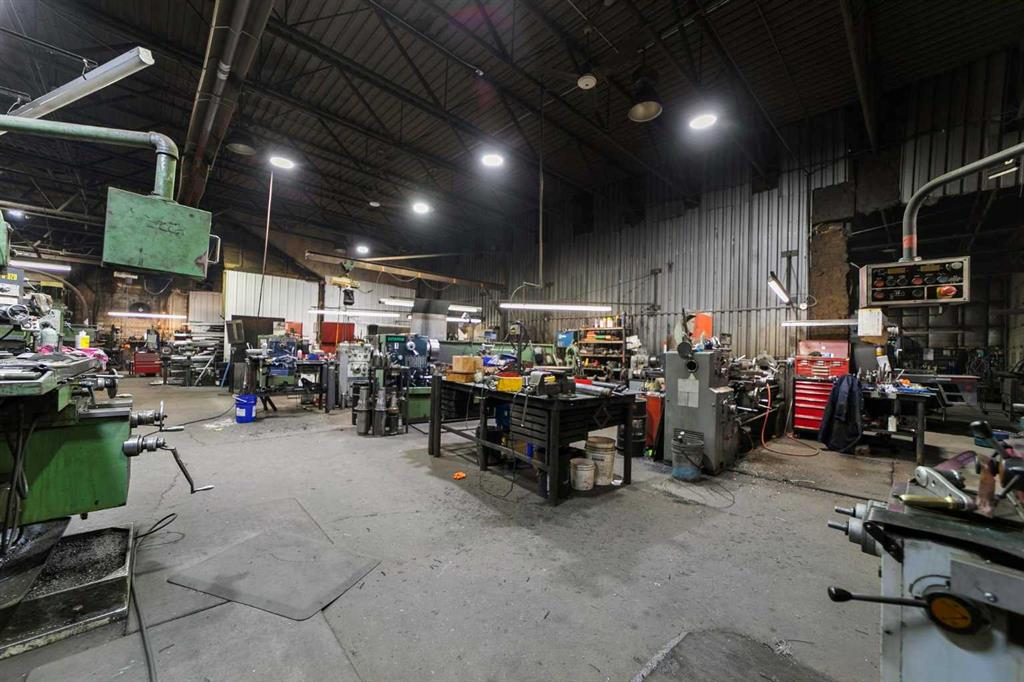 5013 48 Street, Camrose, Alberta, T4V1L9 (107398921)