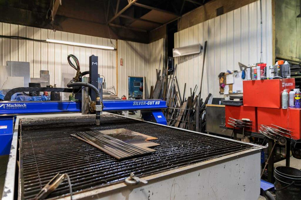 5013 48 Street, Camrose, Alberta, T4V1L9 (107398921)