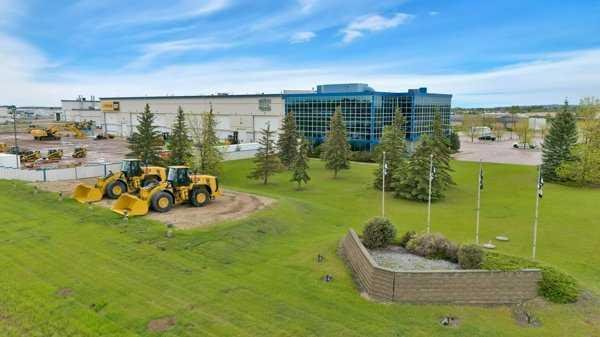 7550 Edgar Industrial Drive, Red Deer, Alberta, T4P 3L2 (107430666)