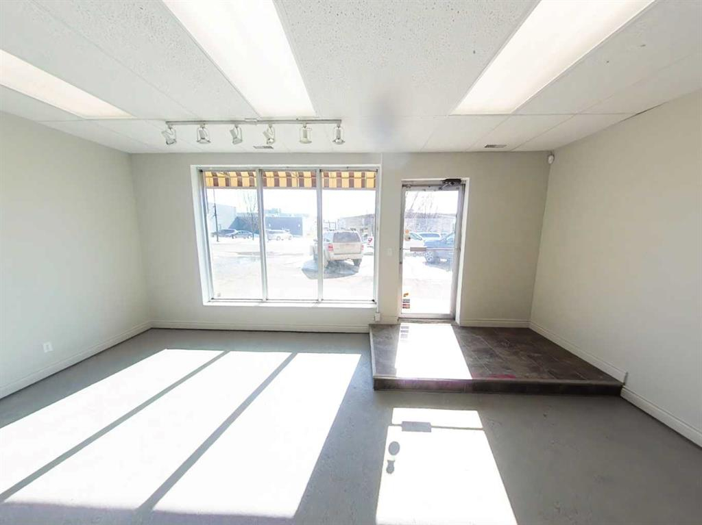 4801 51 Avenue, Red Deer, Alberta, T4N 4H2 (107455445)