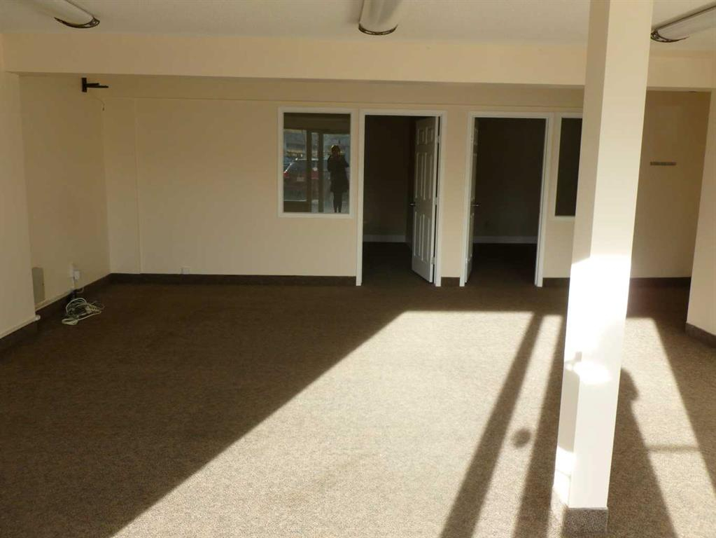 4801 51 Avenue, Red Deer, Alberta, T4N 4H2 (107455445)