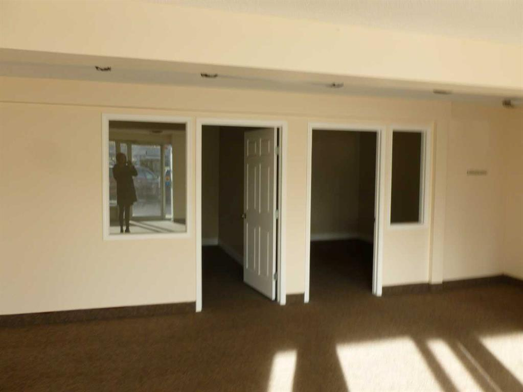 4801 51 Avenue, Red Deer, Alberta, T4N 4H2 (107455445)