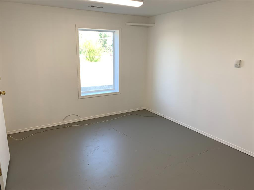 Bay #1 & 2-4000 Landry Avenue, Rural Red Deer County, Alberta, T4S 2B3 (107492778)