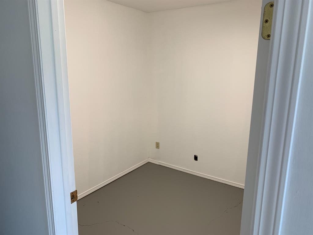 Bay #1 & 2-4000 Landry Avenue, Rural Red Deer County, Alberta, T4S 2B3 (107492778)