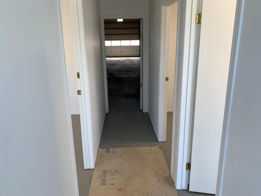 Bay #1 & 2-4000 Landry Avenue, Rural Red Deer County, Alberta, T4S 2B3 (107492778)