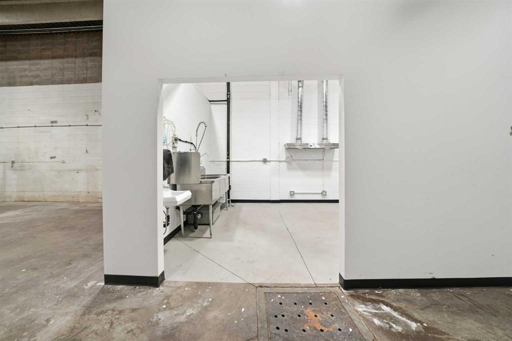 15-7667 50 Avenue, Red Deer, Alberta, T4P 1M6 (107622676)