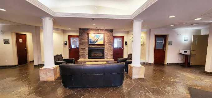 4217 50 Avenue, Red Deer, Alberta, T4N 3Z4 (107701504)