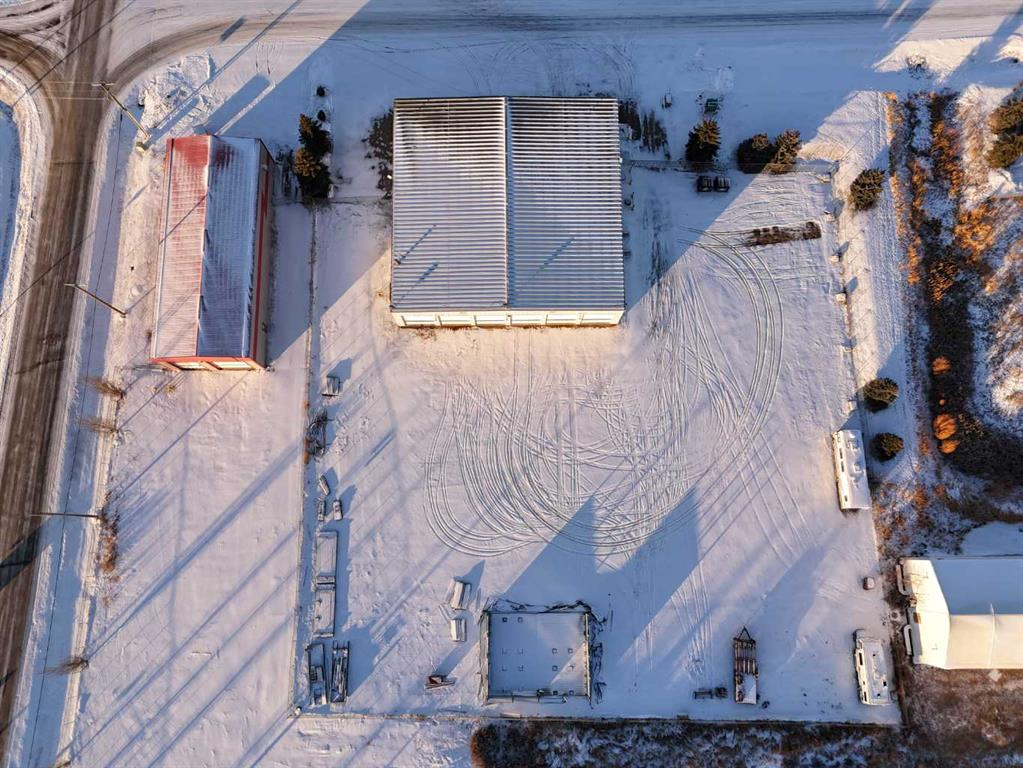 3 & 5 Van der Horn Way, Rural Red Deer County, Alberta, T4S 2M4 (107742701)