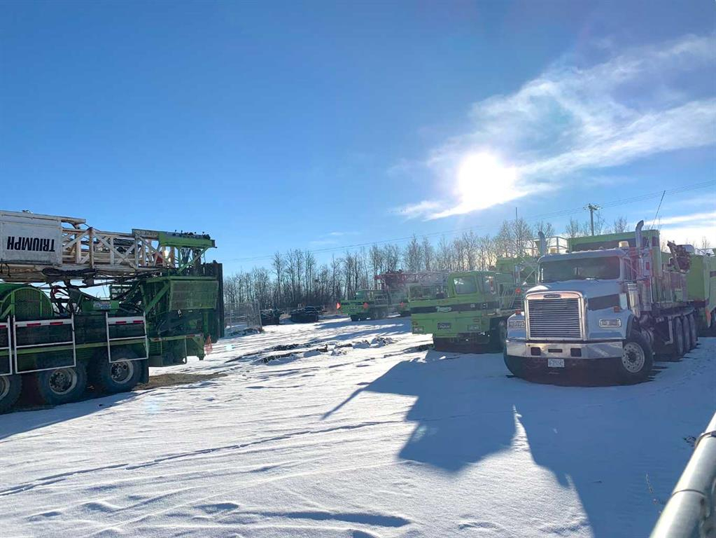 3 & 5 Van der Horn Way, Rural Red Deer County, Alberta, T4S 2M4 (107742701)