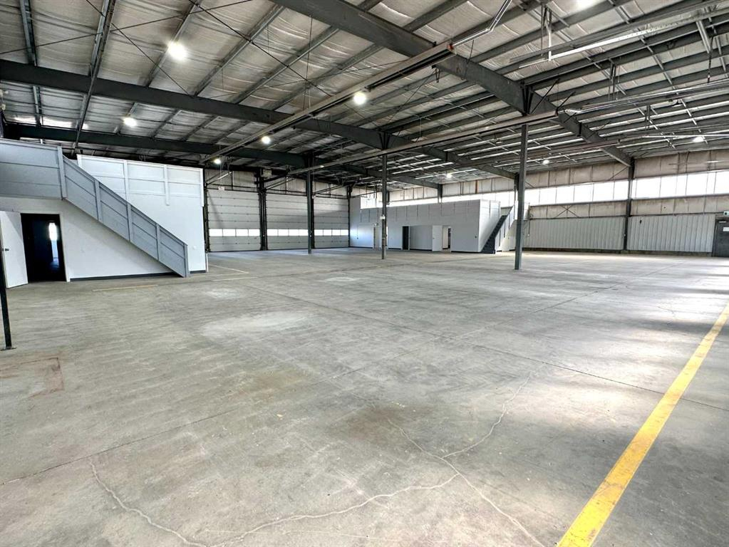 3 & 5 Van der Horn Way, Rural Red Deer County, Alberta, T4S 2M4 (107742701)