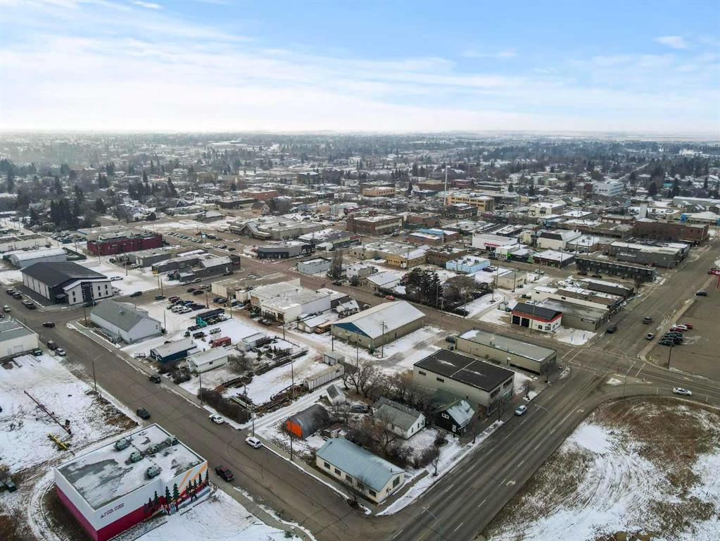 Part of Bay A-4707 51 Avenue, Camrose, Alberta, T4V 0V3 (107761577)
