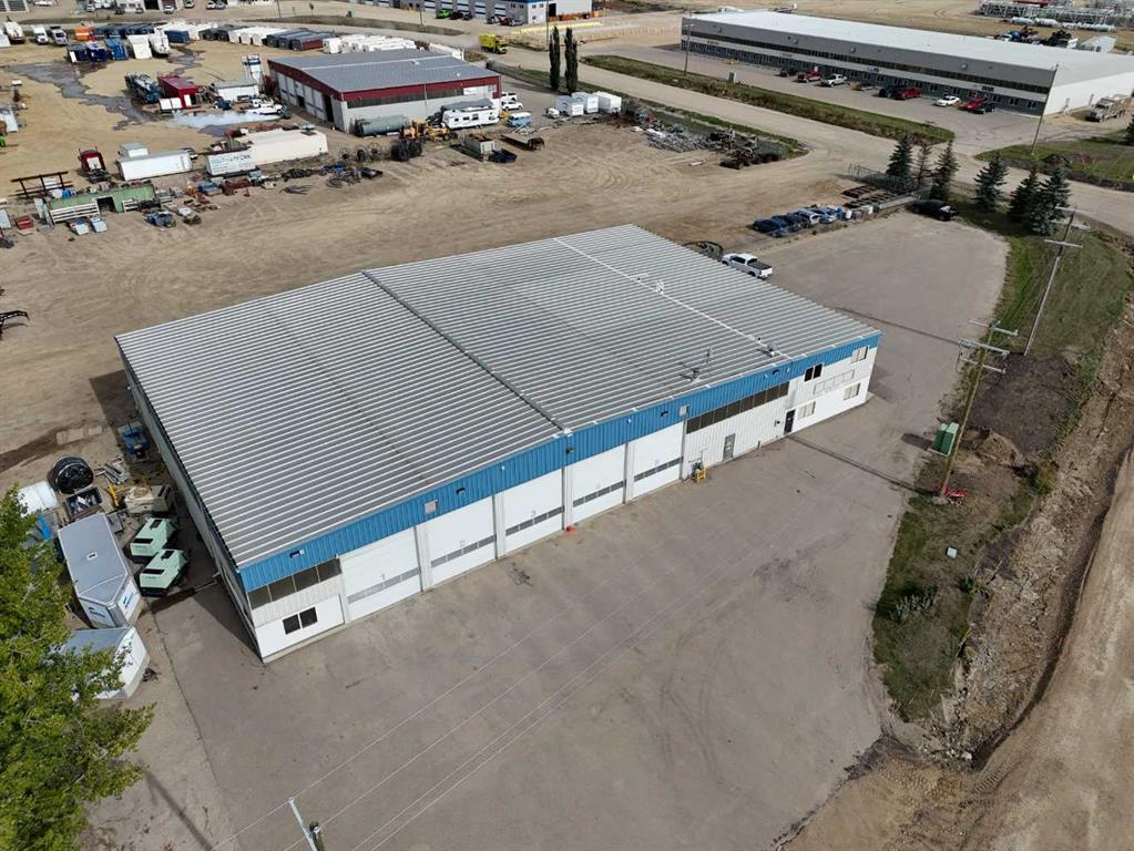 8 Van Der Horn Way, Rural Red Deer County, Alberta, T4S 2M4 (107764413)