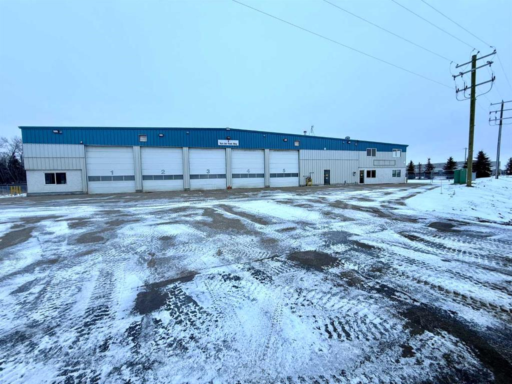8 Van Der Horn Way, Rural Red Deer County, Alberta, T4S 2M4 (107764413)
