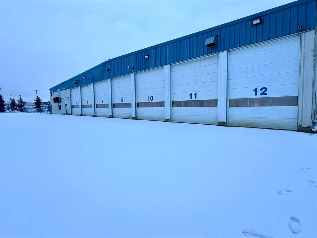 8 Van Der Horn Way, Rural Red Deer County, Alberta, T4S 2M4 (107764413)