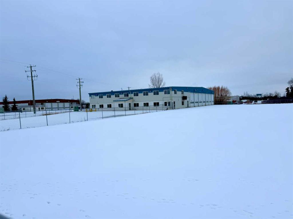 8 Van Der Horn Way, Rural Red Deer County, Alberta, T4S 2M4 (107764413)