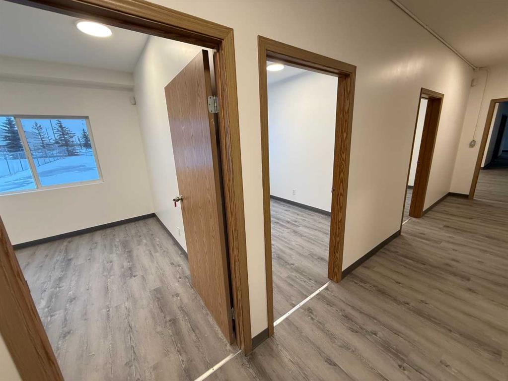 8 Van Der Horn Way, Rural Red Deer County, Alberta, T4S 2M4 (107764413)
