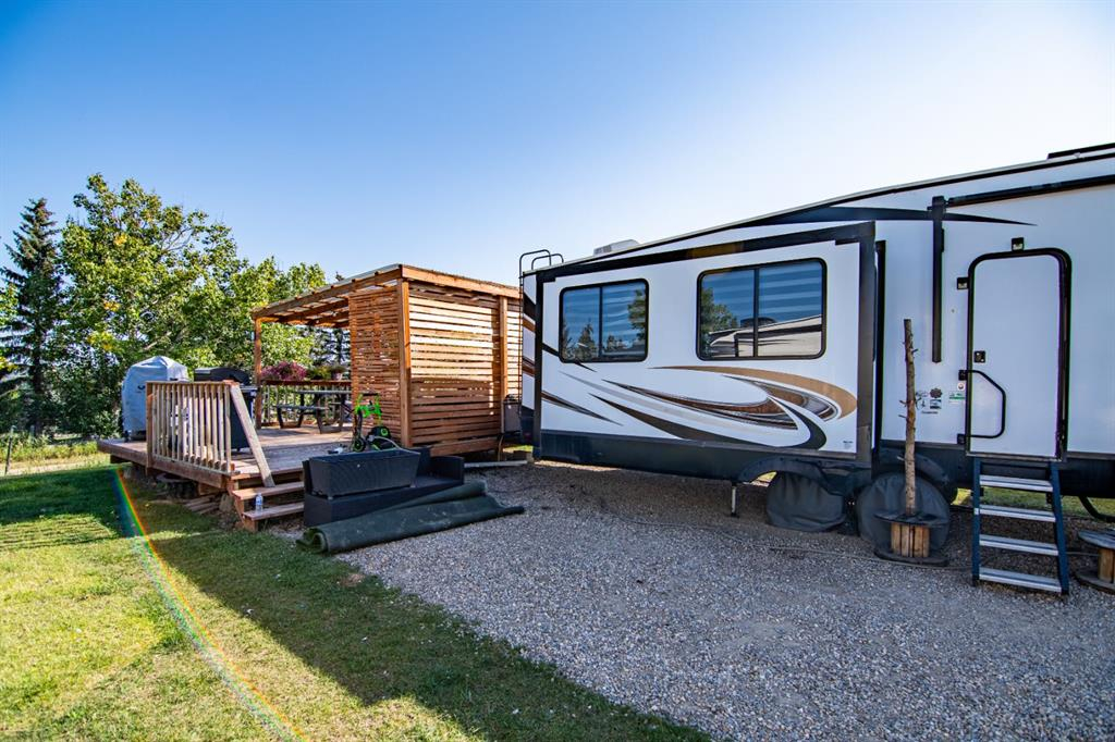 6154-25054 South Pine Lake Road, Rural Red Deer County, Alberta, T0M 1R0 (107821716)