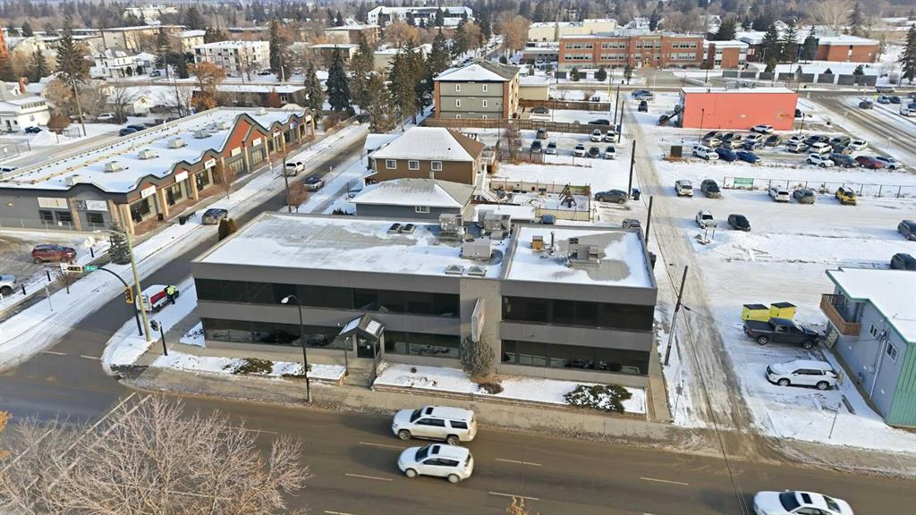 5233 49 Avenue, Red Deer, Alberta, T4N 5G5 (107828944)