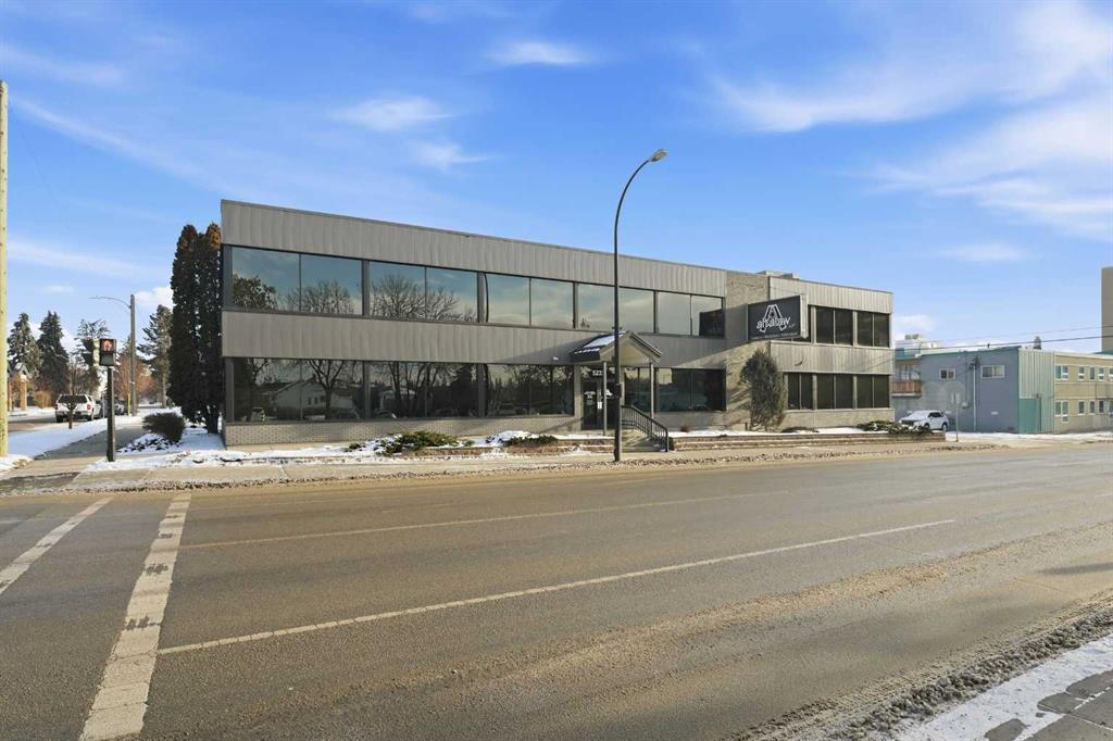5233 49 Avenue, Red Deer, Alberta, T4N 5G5 (107828944)