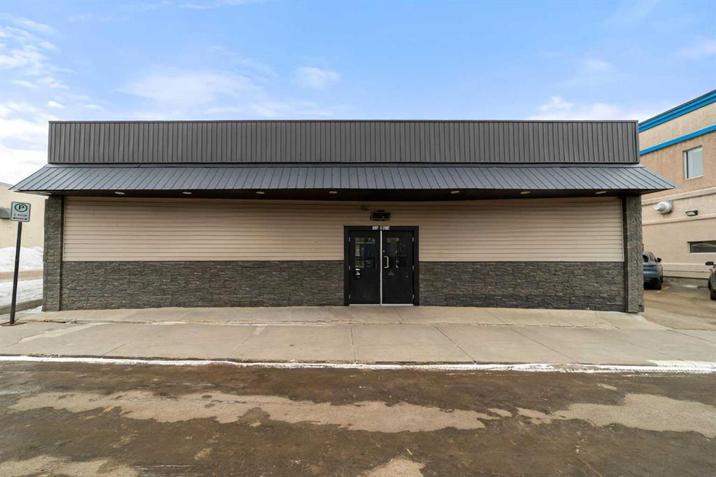 5017 51 Street, Camrose, Alberta, T4V1N5 (107833227)