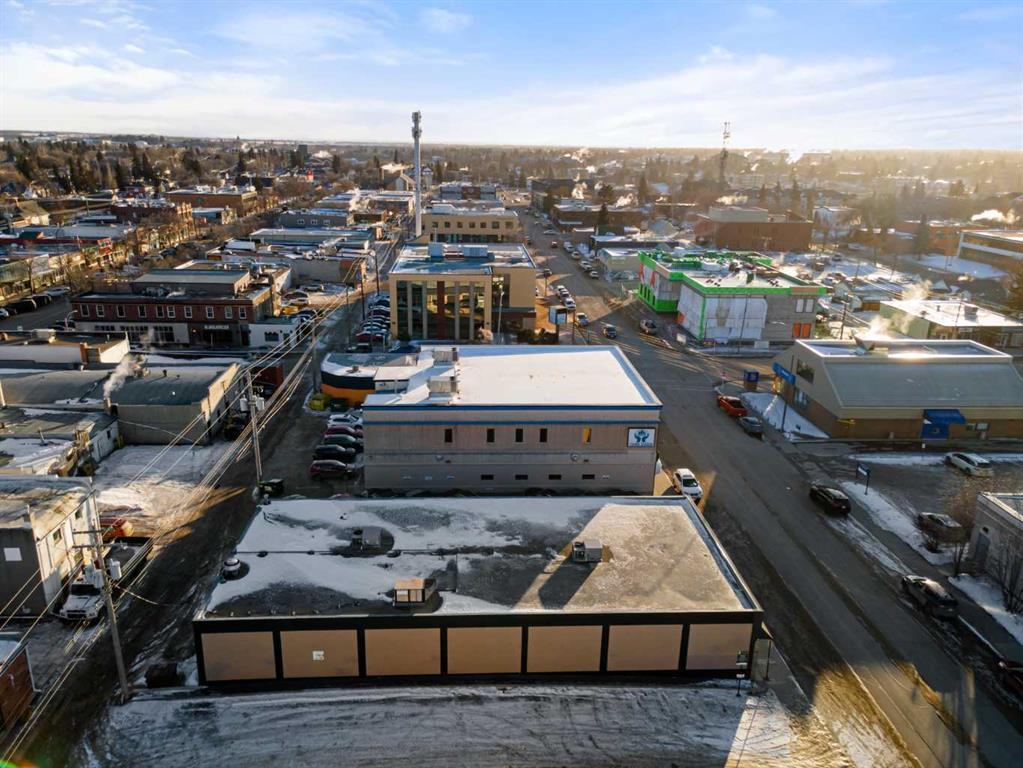 5017 51 Street, Camrose, Alberta, T4V1N5 (107833227)