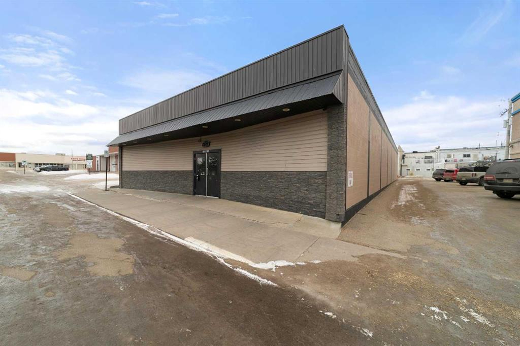 5017 51 Street, Camrose, Alberta, T4V1N5 (107833227)