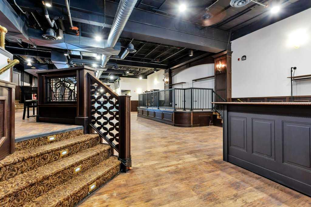 5114 48 Street, Red Deer, Alberta, T4N 1T2 (107877931)