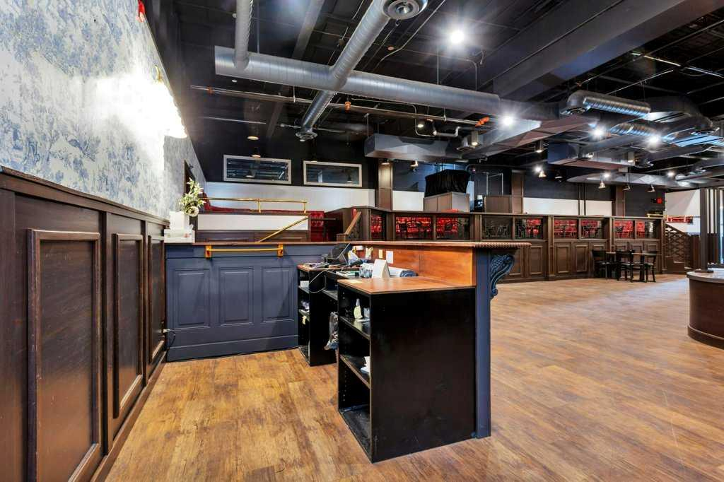 5114 48 Street, Red Deer, Alberta, T4N 1T2 (107877931)