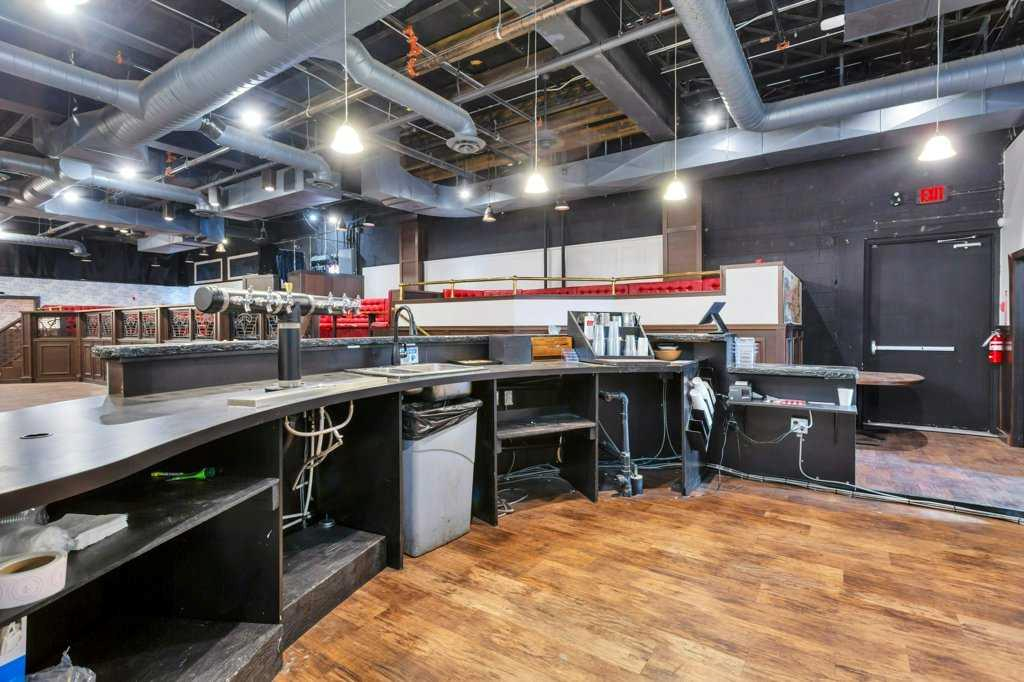 5114 48 Street, Red Deer, Alberta, T4N 1T2 (107877931)